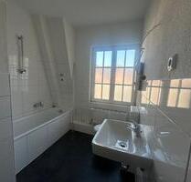 **Tolle 2 Raum-Wohnung in bevorzugter Lage** - Duisburg Huckingen