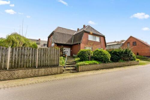 Foto - Großzügiges, modernisiertes Haus zur Miete in Lamstedt