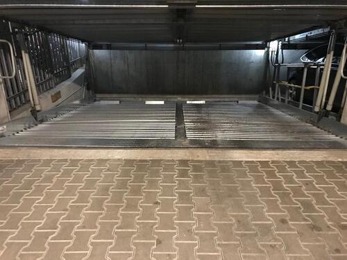 Foto - Tiefgaragenplatz in München-Sendling zu vermieten - Ab 01.01.2026