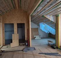 2,5 Zimmer Neubau Dachgeschosswohnung zu vermieten - Reutlingen Altenburg