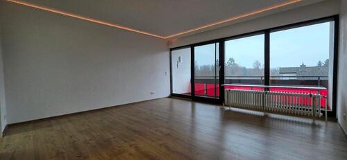 Foto - Schönes Apartment in ruhiger Lage mit großem Balkon u. Fernblick