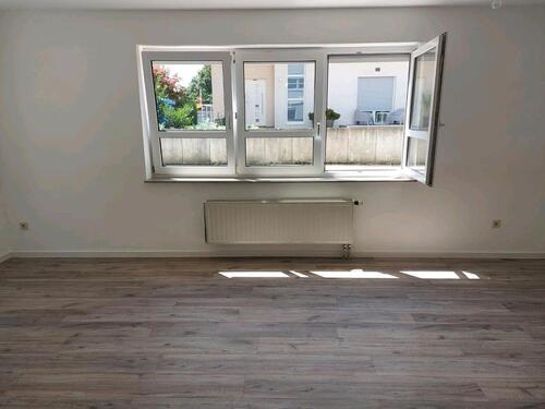 Foto - Gemütliche Souterrain - Wohnung mit Terrasse in ruhiger Lage 1Zi+