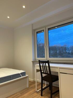 Foto - Top-Anbindung! - 4 möblierte WG-Zimmer in Obergiesing ab Oktober verfügbar!!!