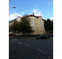 ATLAS IMMOBILIEN: Schöne Altbauwohnung mit Balkon und EBK - Erfurt Johannesplatz