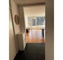 2-Zimmer-Wohnung mit Balkon in Schwabing West - München Schwabing-Freimann