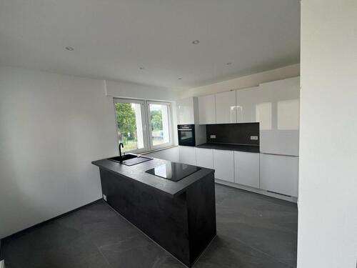 Foto - Luxuriöse 3,5-Zimmer-Wohnung im 1. Obergeschoss