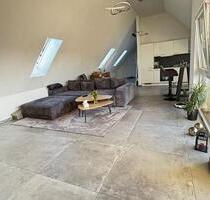 Ihre neue Wohnung: großzügige 3-Zimmer-Dachgeschoss-Wohnung mit Einbauküche - Elsenfeld