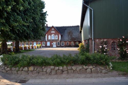 Foto - Bauernhaus, Landhaus zum Kaufen in Husby