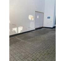Biete Stellplatz Parkplatz in zentraler Lage in Eppelheim