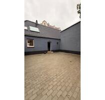 Haus zur Miete - 1.700,00&nbsp;EUR Kaltmiete, ca.&nbsp; 115,00&nbsp;m&sup2; in Cuxhaven (PLZ: 27472)