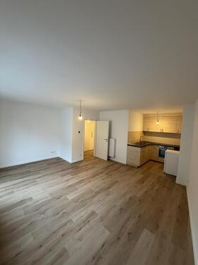 Foto - Erstbezug: Vollsaniertes Apartment mit Küche, Einbauschrank, Balkon in Rheinnähe, Poller Wiesn