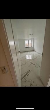 Foto - 2-Zimmer Wohnung mit Einbauküche & großem Garten ab sofort