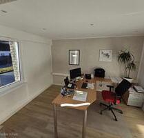 Helles Büro mit Kellerraum – zu vermieten ab 01.01.2026 - Nordhorn Bookholt