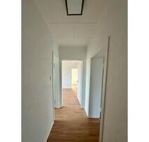 Frisch renovierte 3,5-Zimmer-Wohnung in 44227 Dortmund