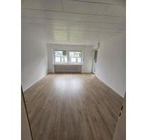 Sanierte 3,5 Zimmer EG Wohnung mit Balkon in Bestlage! - Oberhausen Alsfeld