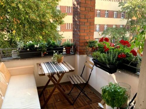 Foto - Schöne 2-Zimmer-Wohnung mit Balkon zur Untermiete (Apr-Nov)