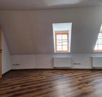 Helle 2-Raum Wohnung mit Aufzug in Hartenstein