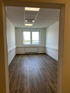 Foto - Büro mit Gemeinschaftsflächen - Neubau am Autohof Paderborn