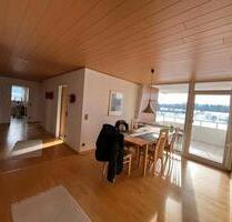 Sonnige und geräumige 4,5-Zimmer-Wohnung mit Fernblick - Tuttlingen