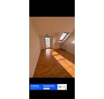 Helle 1 ZKB Balkon DG Wohnung Nähe Klinikum Worms-Herrnsheim