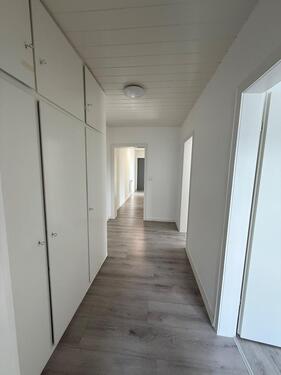 Foto - renovierte Wohnung in ruhiger Lage 3,5ZKB mit Balkon
