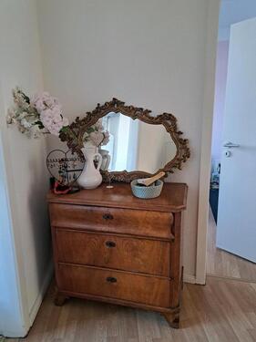 Foto - Untermiete: Super zentrale 67 qm, 2 ZKB-Wohnung mit Balkon