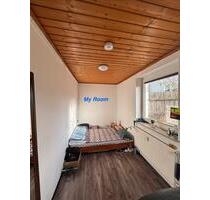 Room for Sublet - 210,00&nbsp;EUR Kaltmiete, ca.&nbsp; 1,00&nbsp;m&sup2; in Hof (PLZ: 95028) Altstadt