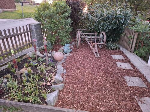 Foto - Großes Wohnhaus (2 Wohnungen) mit Garten in 93474 Arrach