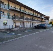 Parkplatz an der Wohnanlage Schulstrasse 24 in Immenstaad - Immenstaad am Bodensee
