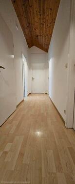Foto - Mietwohnung 4 Zimmer - 780,00&nbsp;EUR Kaltmiete, ca.&nbsp; 103,00&nbsp;m&sup2;