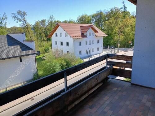 Foto - 3-Zi Wohnung, komplett renoviert, Einzelgarage, provisionsfrei