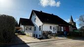 Foto - Doppelhaushälfte mit Garten und Pool ohne Maklerprovision