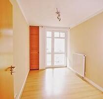 3 Zimmer Wohnung mit Küche und Carport! - Holzminden