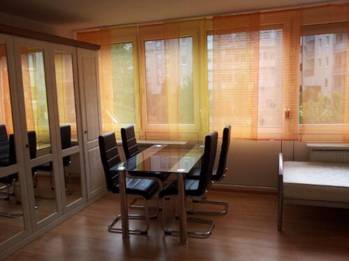 Foto - 1.41.5: Sehr schöne möbl 1-Zi-Wohnung mit Keller und TG