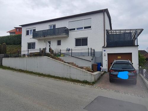 Foto - Großzügiges Einfamilienhaus mit Traumausblick
