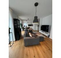 Moderne 3-Zimmer-Wohnung mit Südwestbalkon, Einbauküche & 2 TG-St - Offenburg