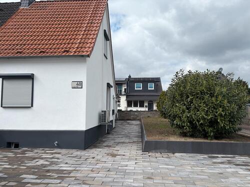 Foto - Haus zu vermieten - 1.100,00&nbsp;EUR Kaltmiete, ca.&nbsp; 91,00&nbsp;m&sup2;