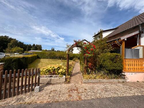 Foto - 6 Zimmer Mehrfamilienhaus, Wohnhaus zum Kaufen in Bodenwöhr