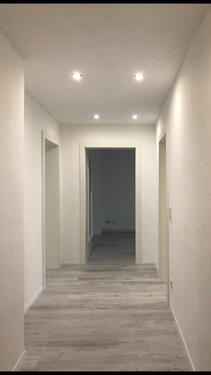 Foto - Lichtdurchflutete, kernsanierte 4ZKB mit Balkon in NK-Citynähe ca