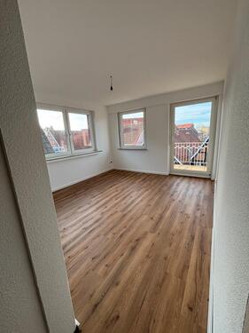 Foto - Sanierte 3-Zimmer-Wohnung in zentraler Lage zu vermieten (66qm)