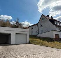 Haus mit großem Grundstück in ruhiger Lage – 91154 Bernlohe - Roth