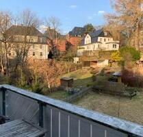 Kleine Wohnung mit Balkon, Einbauküche und Stellplatz - zentrumsnah in Annaberg! - Annaberg-Buchholz