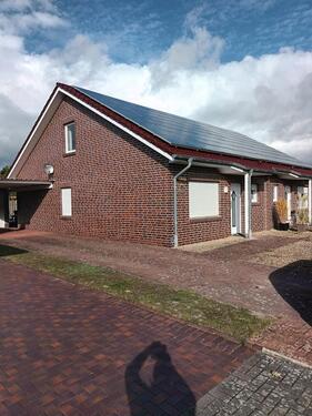 Foto - 'Bungalow - DHH in Bestlage,Carport und Stellplatz'