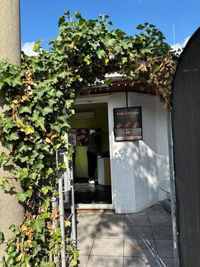 Foto - Imbiss in Fürth - 900,00 EUR Kaltmiete, ca.  60,00 m²