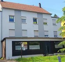 4 FM in Großrosseln St.Nikolaus 353 m² WF+ Gewerbefläche 95 m² - Wadgassen