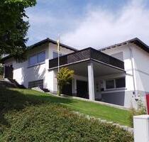 Wohnen auf 144 m² mit Kamin und Garage - Dielheim