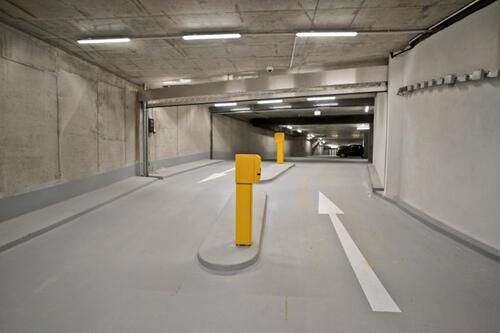 Foto - Tiefgaragenstellplatz im Westen!
