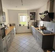4 Zimmer ,Küche Bad - 670,00 EUR Kaltmiete, in Staufenberg (PLZ: 34355)