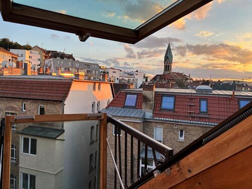 Foto - DG Wohnung mit kleinem Dachbalkon in Stuttgart-Mitte-Ost