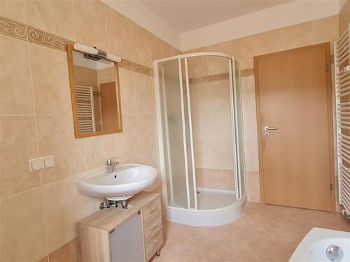 Foto - **Wohlfühlen leicht gemacht - Wohnen mit Blick ins Grüne**